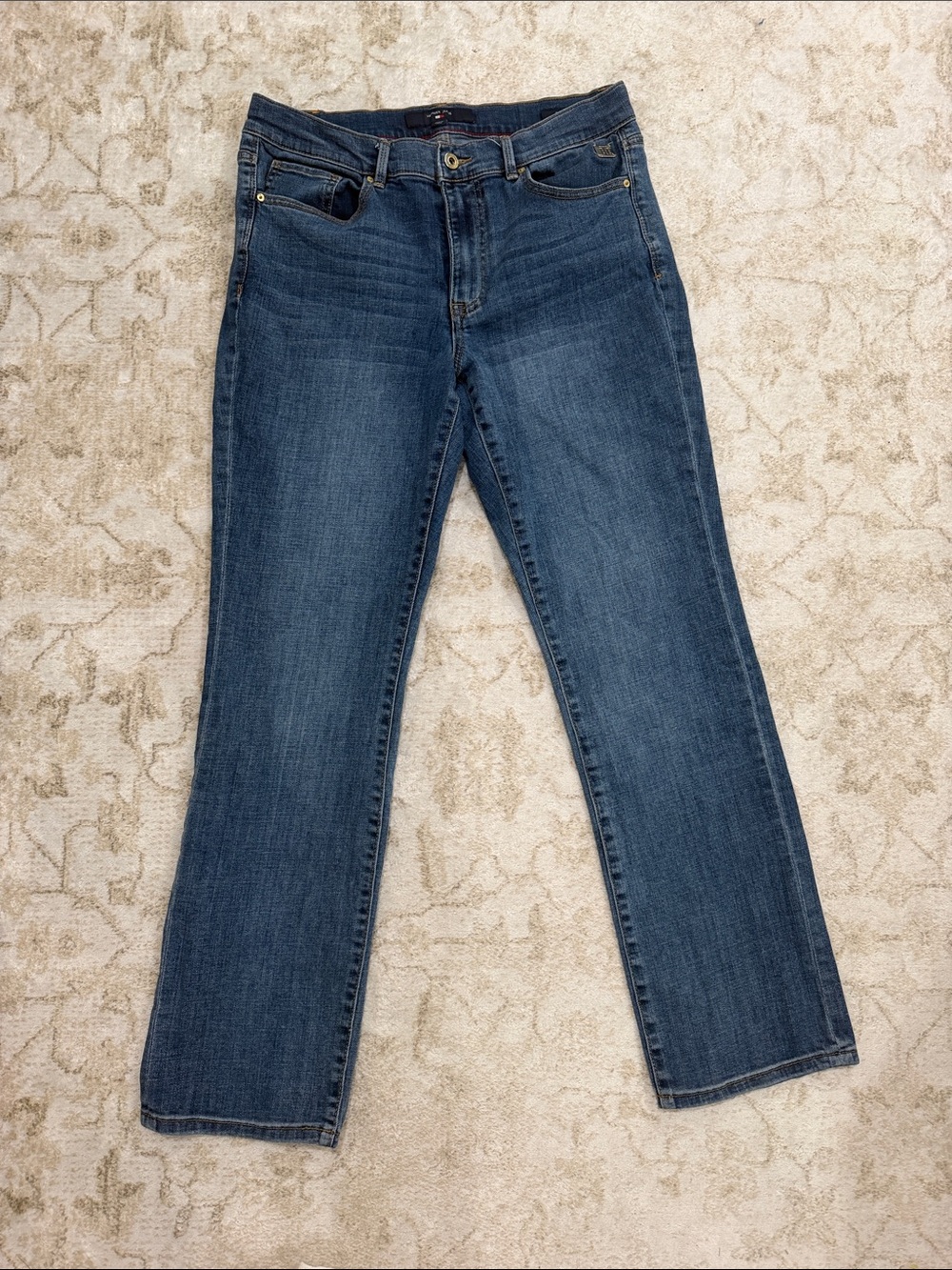 Tommy Hilfiger Women's Straight-Leg Jeans in Medium Blue